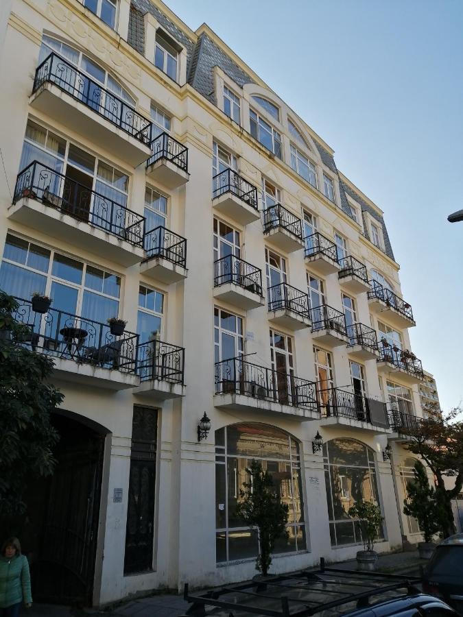Apartments In The Historical Center Of Batumi, Near The Seaside Park Exterior foto